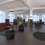 White House - First Floor Loft * Meerane