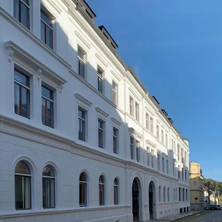 White House - First Floor Loft شقة *