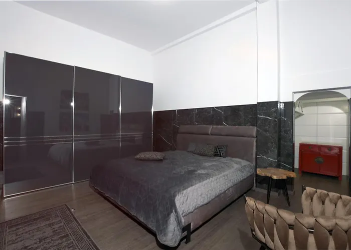 White House - First Floor Loft شقة *