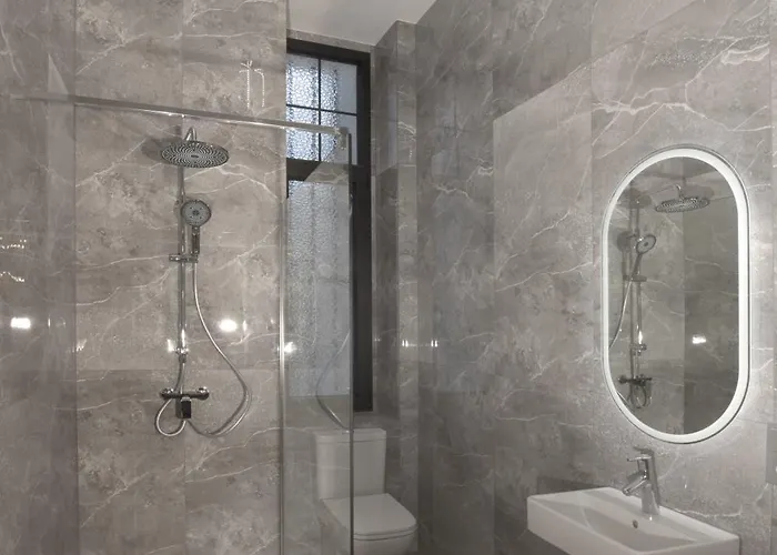 White House - First Floor Loft